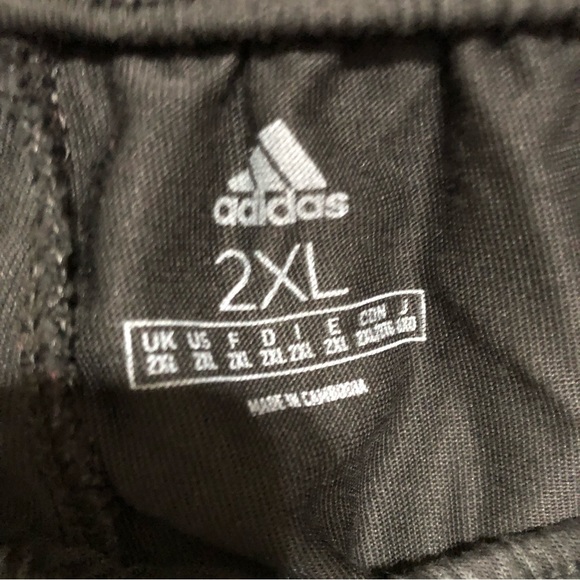 Adidas 3 Stripe Shorts - Picture 3 of 3